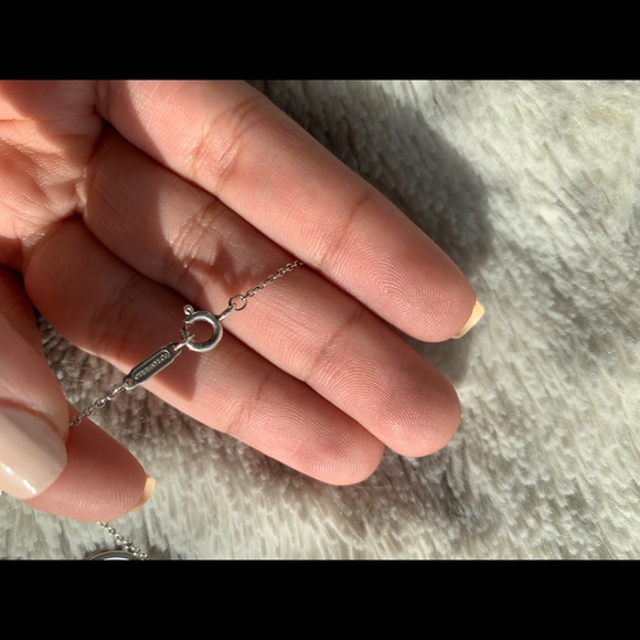 Tiffany Interlocking Circles Pendant Necklace - Picture 3 of 5